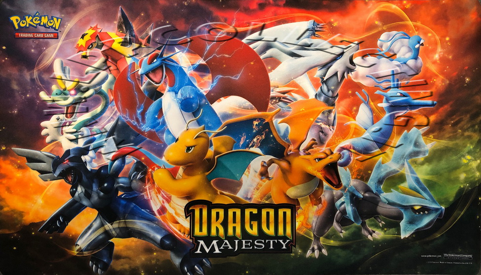[A9] Pokémon Playmat Dragon Majesty - Trionfo dei Draghi