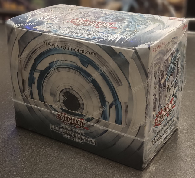ENG - [NR.25] Box 8 Structure Deck Saga of Blue-Eyes White Dragon (2022 reprint)