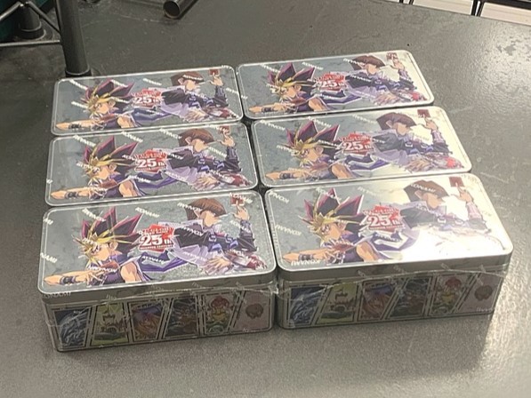 Tin Set 2024 ITA - 6x Tin Set 25o Anniversario: Specchi Duellanti